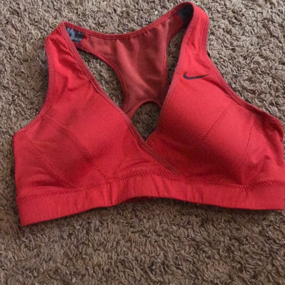 Nike drift sports bra